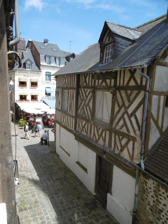 Апартаменты Le Clocher Sainte Catherine Онфлёр Номер фото